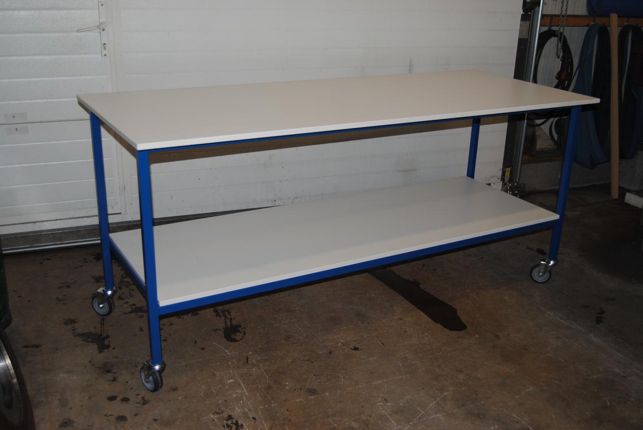 Table acier